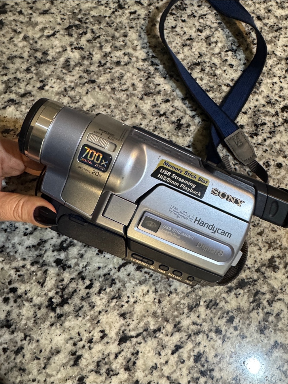 Sony Handycam DCR-TRV350
Digital8 Hi8 8mm Camcorder
VCR Player~ tested